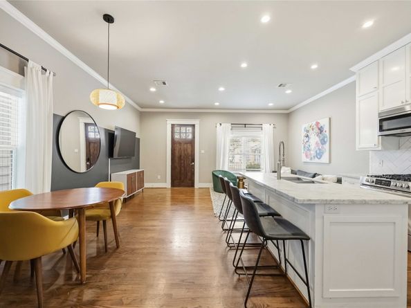 1006 Enid Street B, Houston TX 77009