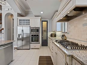 328 Bomar Street, Houston TX 77006