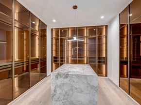 12511 overcup Drive, Houston TX 77024