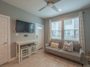 2721 Clinton Drive, Houston TX 77020