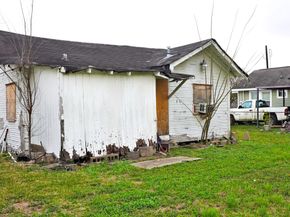 4205 Oats Street, Houston TX 77020