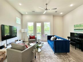 1216 W 21st Street, Houston TX 77008