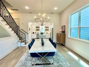 1216 W 21st Street, Houston TX 77008