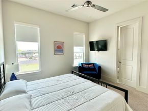 1216 W 21st Street, Houston TX 77008