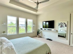 1216 W 21st Street, Houston TX 77008