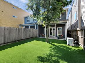 239 W 27th Street, Houston TX 77008
