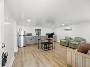4705 A&B Pease Street, Houston TX 77023