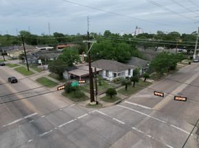 703 76th Street, Houston TX 77012