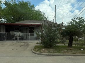 703 76th Street, Houston TX 77012