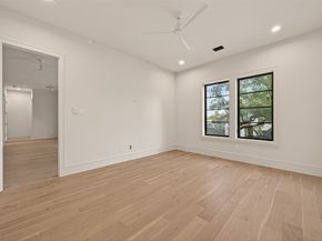 4046 Drummond Street, Houston TX 77025