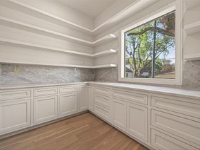 4046 Drummond Street, Houston TX 77025