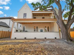 4046 Drummond Street, Houston TX 77025