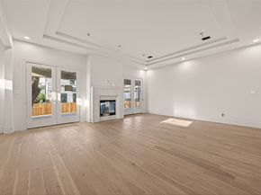 4046 Drummond Street, Houston TX 77025