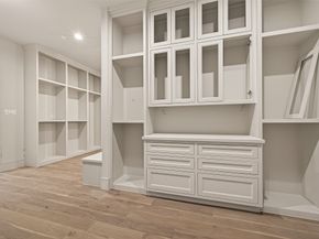 4046 Drummond Street, Houston TX 77025