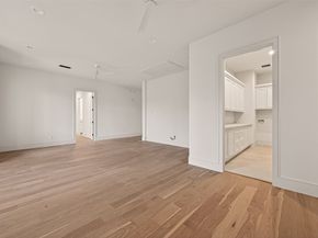 4046 Drummond Street, Houston TX 77025