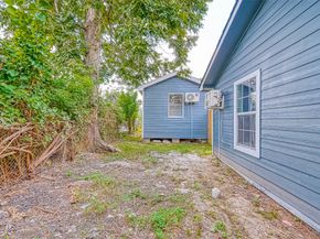 6715 Victoria Street, Houston TX 77020