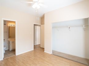 6500 Harbor Town Drive 3402, Houston TX 77036
