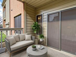 2023 Gentryside Drive 109, Houston TX 77077