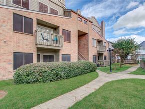 2023 Gentryside Drive 109, Houston TX 77077