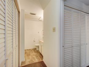 2023 Gentryside Drive 109, Houston TX 77077