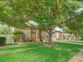 5949 Whispering Lakes Drive, Katy TX 77493