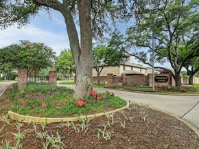 5949 Whispering Lakes Drive, Katy TX 77493