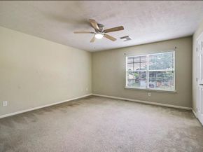 5949 Whispering Lakes Drive, Katy TX 77493