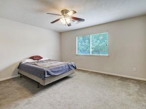 5949 Whispering Lakes Drive, Katy TX 77493