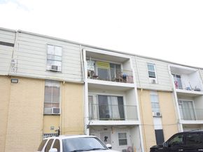 8200 S Broadway Street 158N, Houston TX 77061