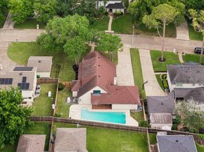 2923 Kenross Street, Houston TX 77043