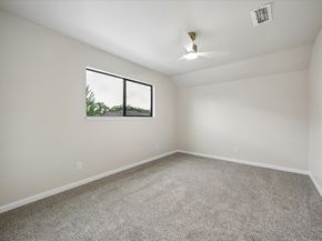 2923 Kenross Street, Houston TX 77043