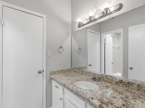 2626 Holly Hall 715, Houston TX 77054