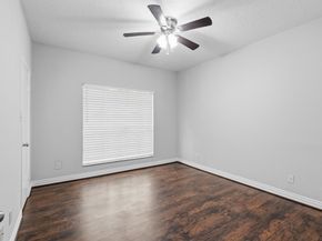 2626 Holly Hall 715, Houston TX 77054