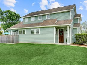 1834 Woodbend Village Court, Houston TX 77055