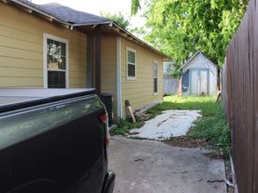 7107 Avenue I, Houston TX 77011