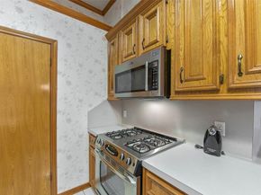 12714 Hidden Castle Drive, Houston TX 77015
