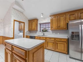 12714 Hidden Castle Drive, Houston TX 77015