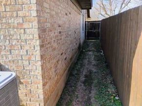 624 Hallvale Drive, White Settlement TX 76108