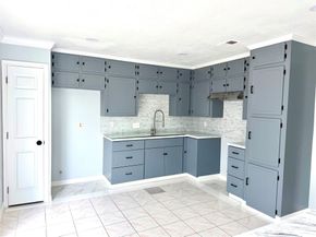 718 Blue Rock Court, Houston TX 77060