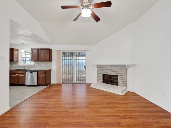 7230 Cabrina Lane, Houston TX 77083