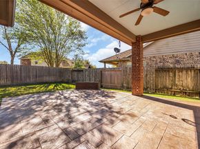 20722 Oakhurst Creek Dr, Porter TX 77365