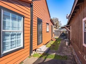 307 York Street 4, Houston TX 77003