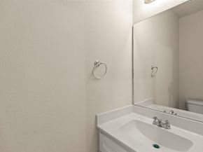 7750 Avenue J, Houston TX 77012