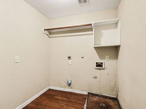 834 Darbydale Crossing Lane, Houston TX 77090