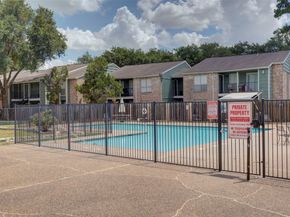 840 Threadneedle Street E 208, Houston TX 77079