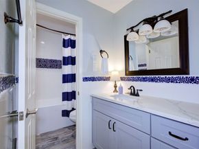 840 Threadneedle Street E 208, Houston TX 77079