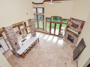 1402 Lynnview Drive, Houston TX 77055