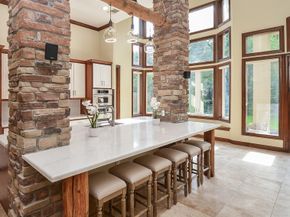 1402 Lynnview Drive, Houston TX 77055