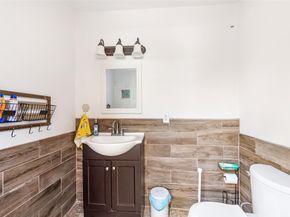 13808 N Lake Branch Lane, Houston TX 77044