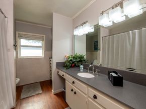 1921 East Avenue, Katy TX 77493